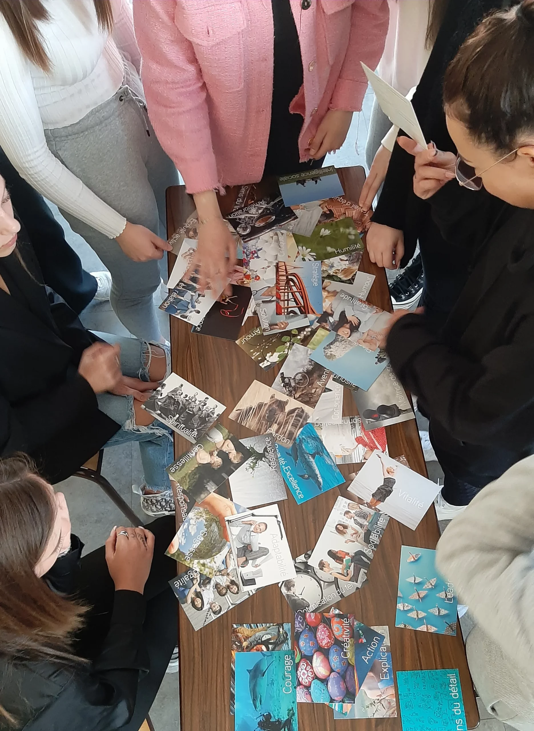 Ateliers bien-être et interventions à Grenoble par Dorothée Durand - Cabinet, entreprises et structures